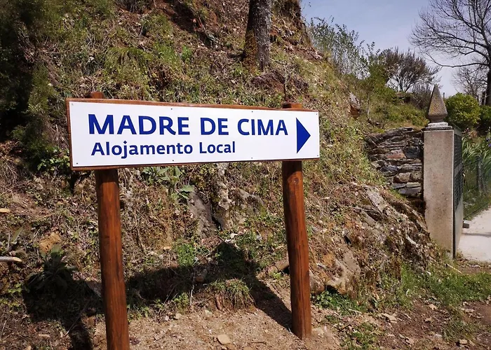 Hétvégi ház Local Madre De Cima Vinhais