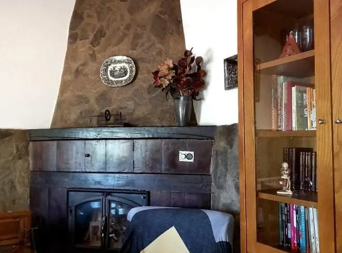 Local Madre De Cima Hétvégi ház *