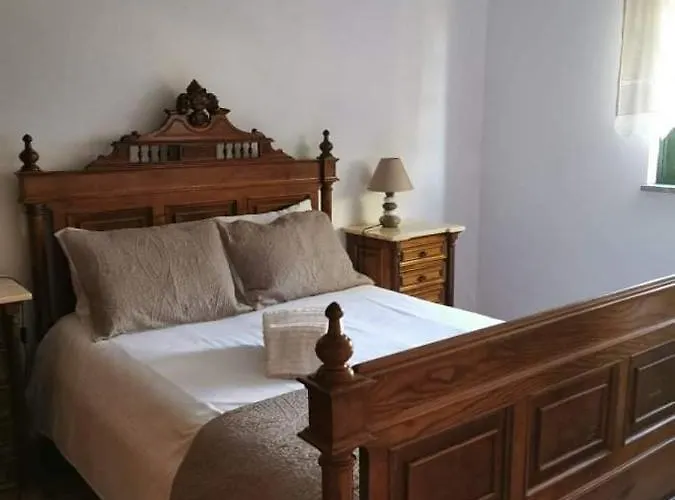 Local Madre De Cima Hétvégi ház *